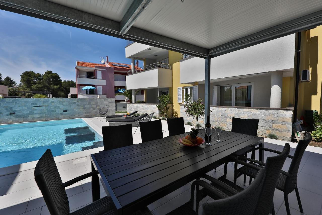Luxury Villa Nada With Pool Petrčane Exterior foto